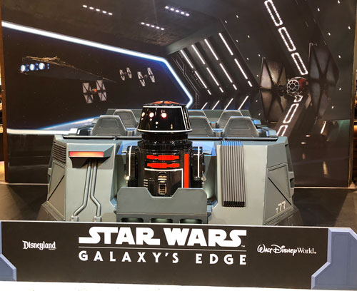 Star Wars Galaxy's Edge Rise of the Resistance