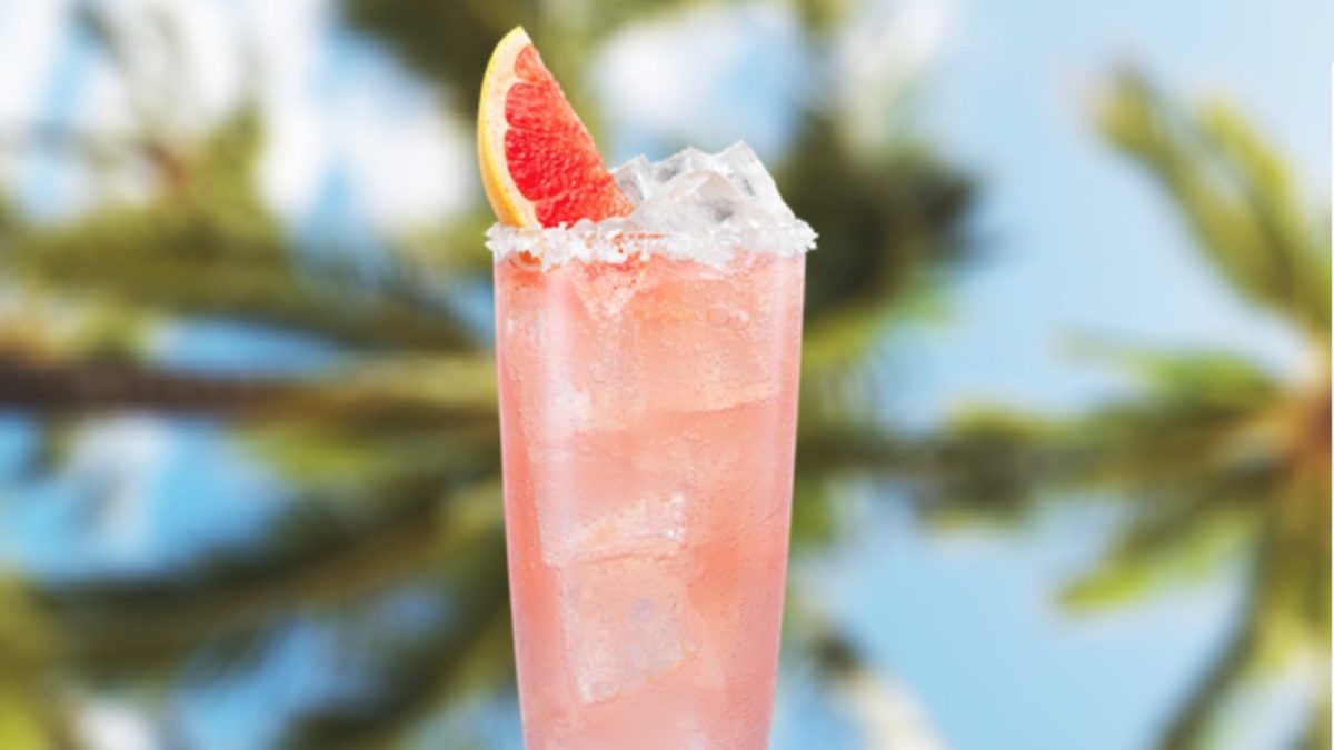 Malibu Now Makes Sparkling Strawberry Rum - Simplemost