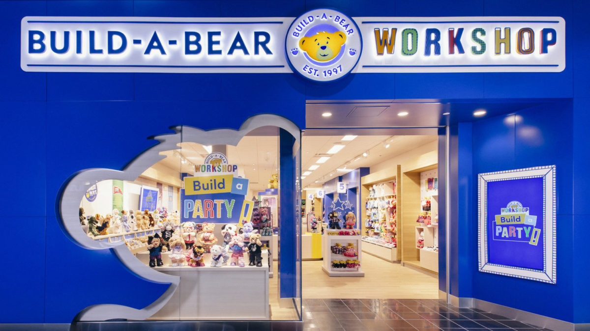 Build a Bear's new storefront.
