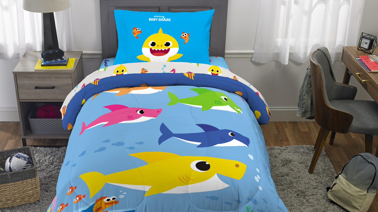 baby shark comforter set
