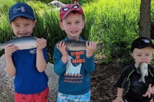 This Toddler’s Fish Photo Is Going Viral For The Most Hilarious Reason
