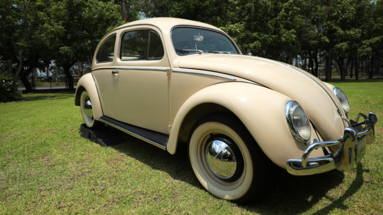 Volkswagen Ceases The Production of The Popular 'Beetle' After 21 Years