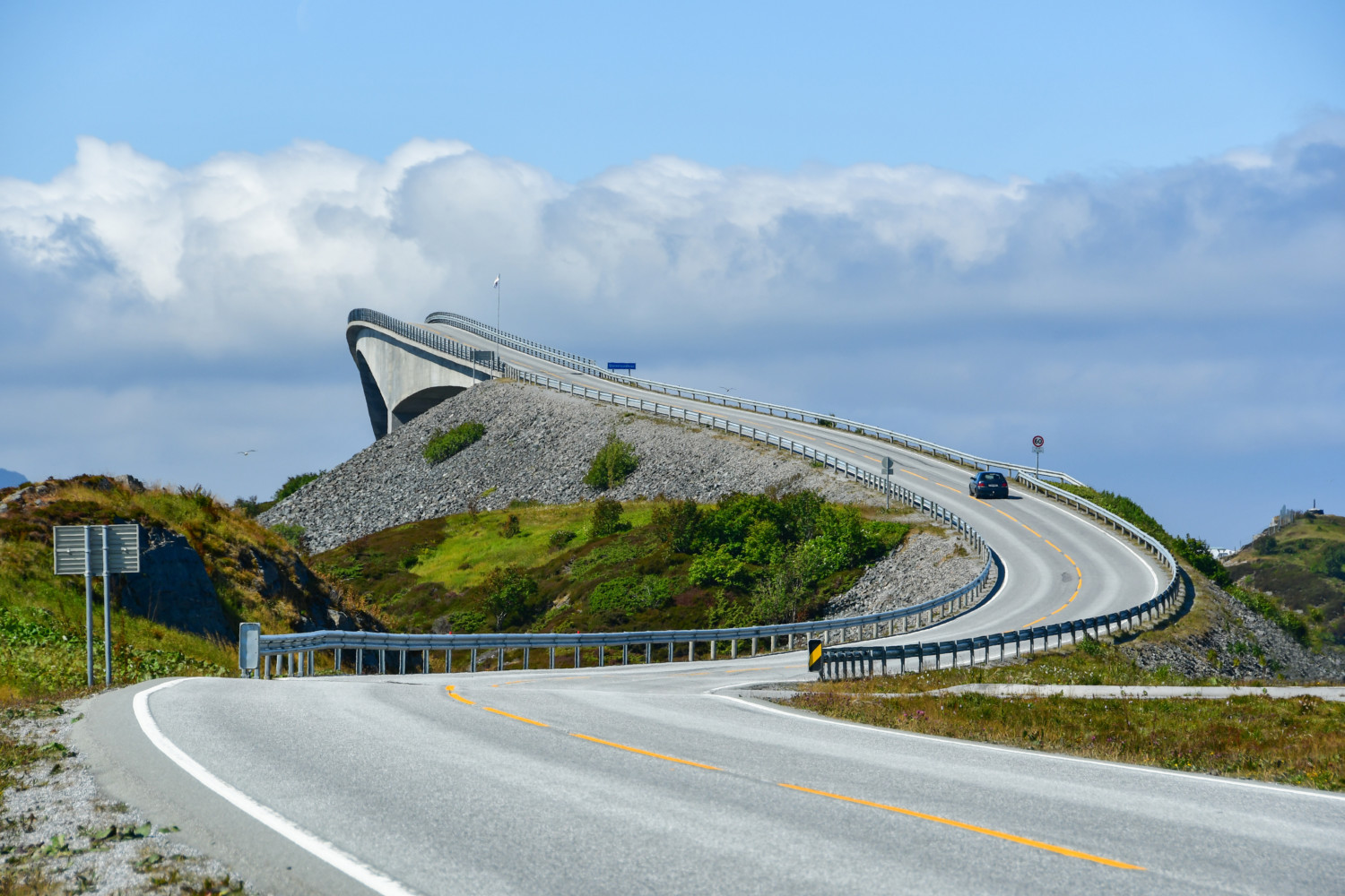 Storeisundbrua Atlantic Ocean Road, Norway