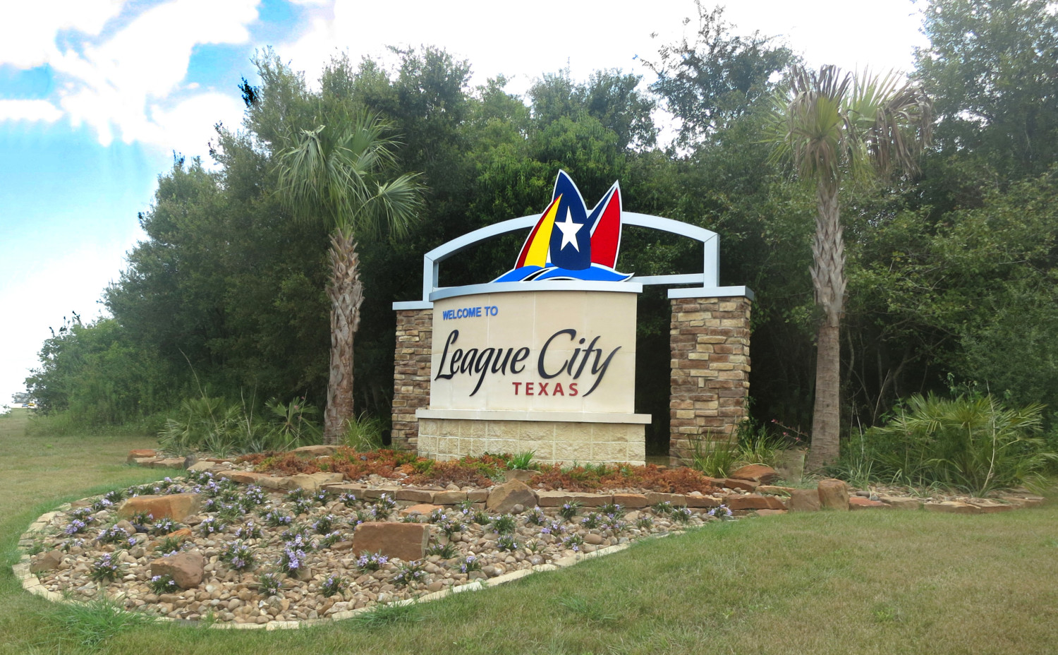 League City Texas welcome sign