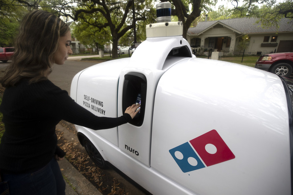 Domino’s Pizza Is Testing Delivery Via Robotic Cars