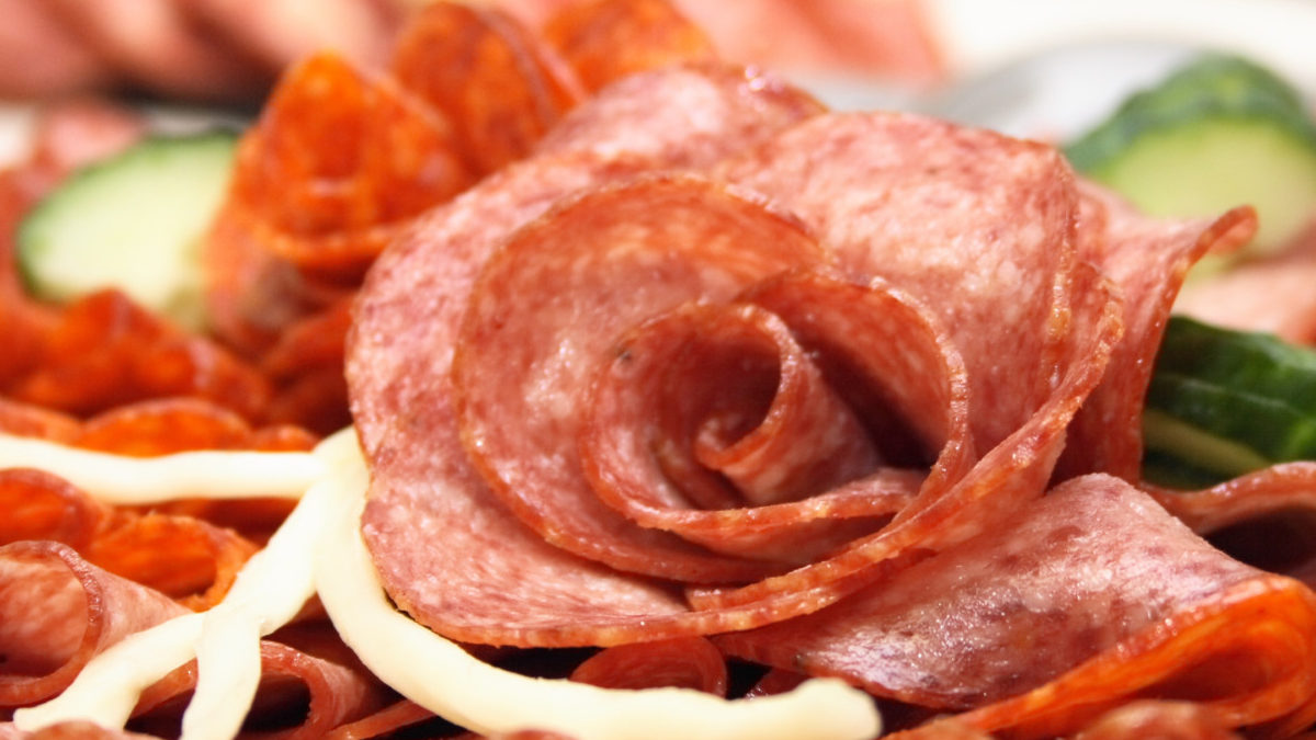 How To Make Salami Roses For A Charcuterie Board   Simplemost