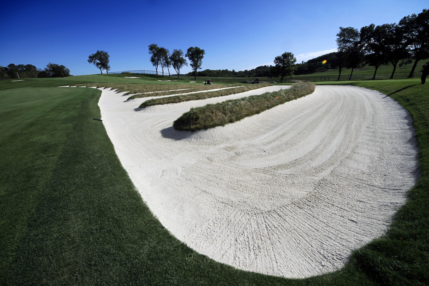 Oakmont Church Pew Bunkers 3rd hole 2015