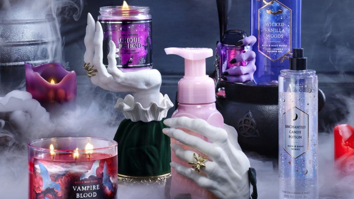 Selections from the Bath & Body Works 2022 Halloween collection are shown.
