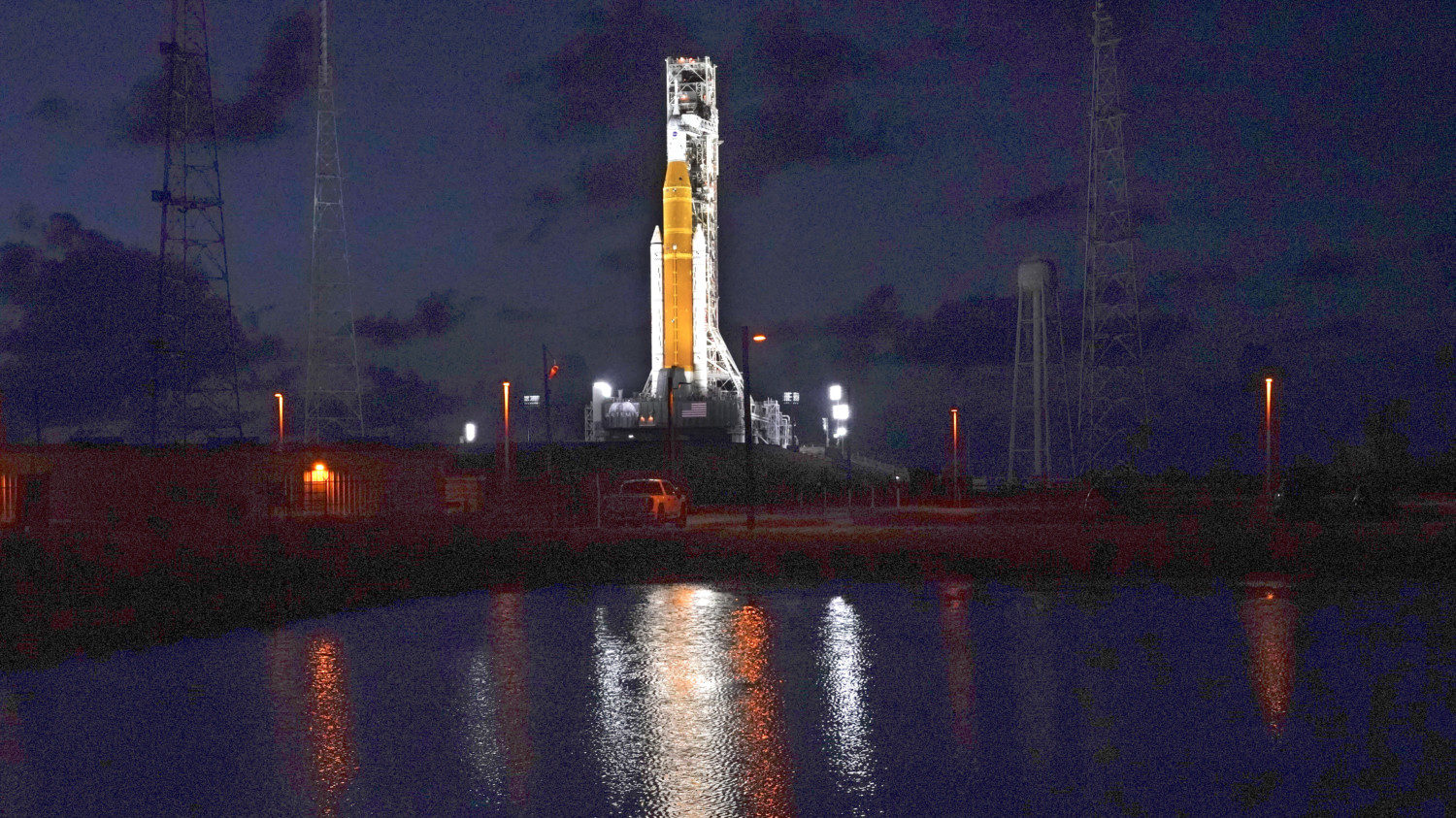 NASA Artemis Rocket