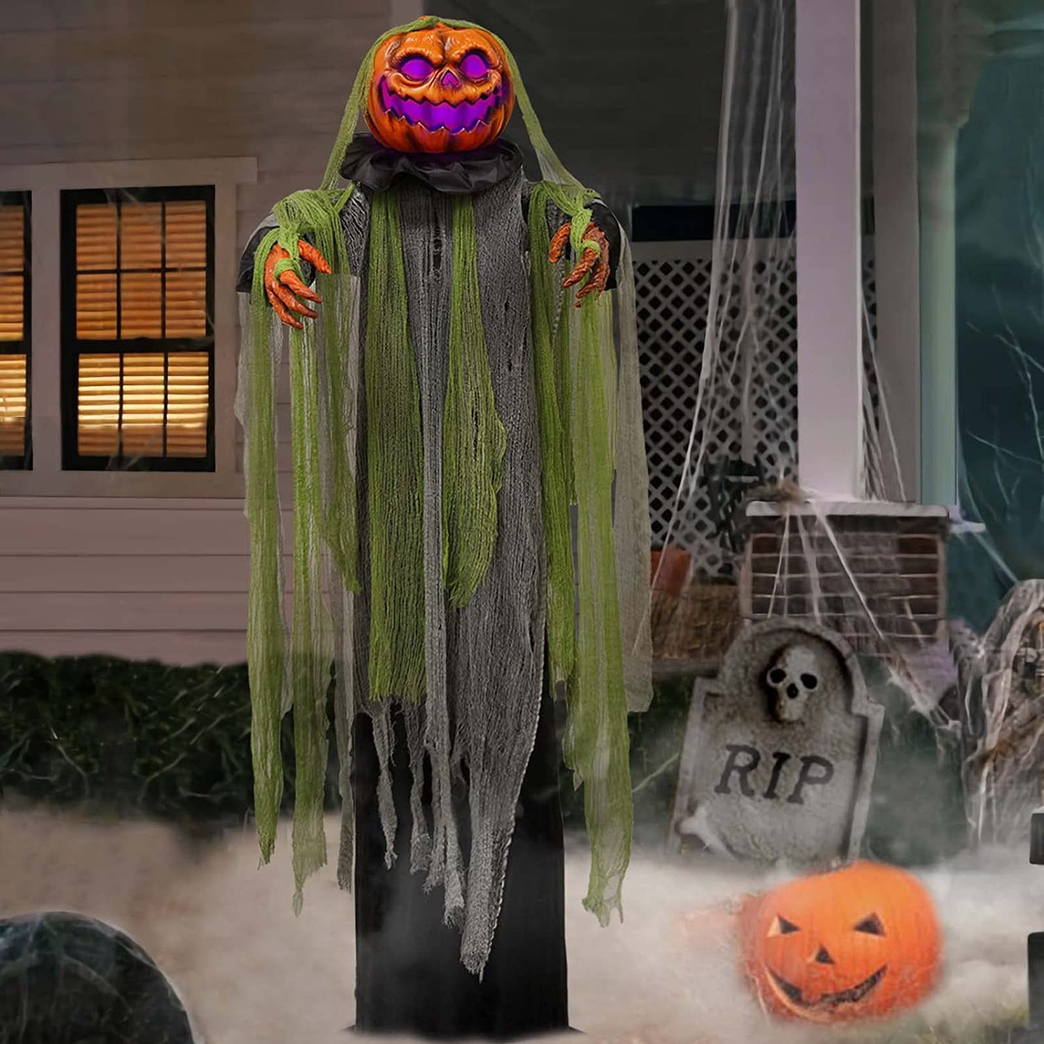 10 Halloween animatronics on Amazon that will freak out your guests