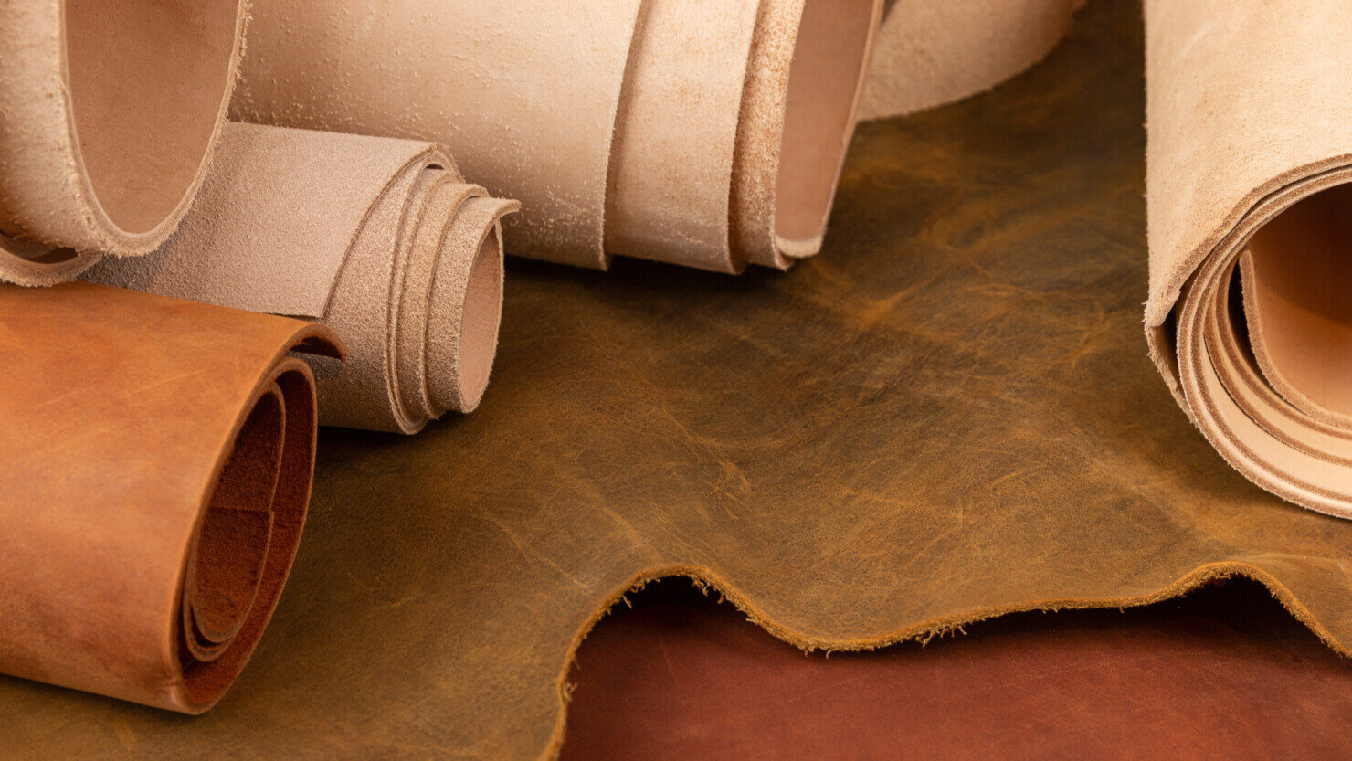 Vegetable tanned leather in rolls