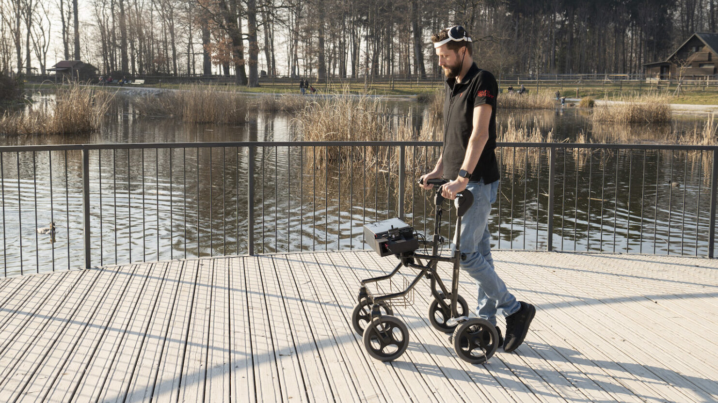 Gert-Jan Oskam walks during new paralysis study