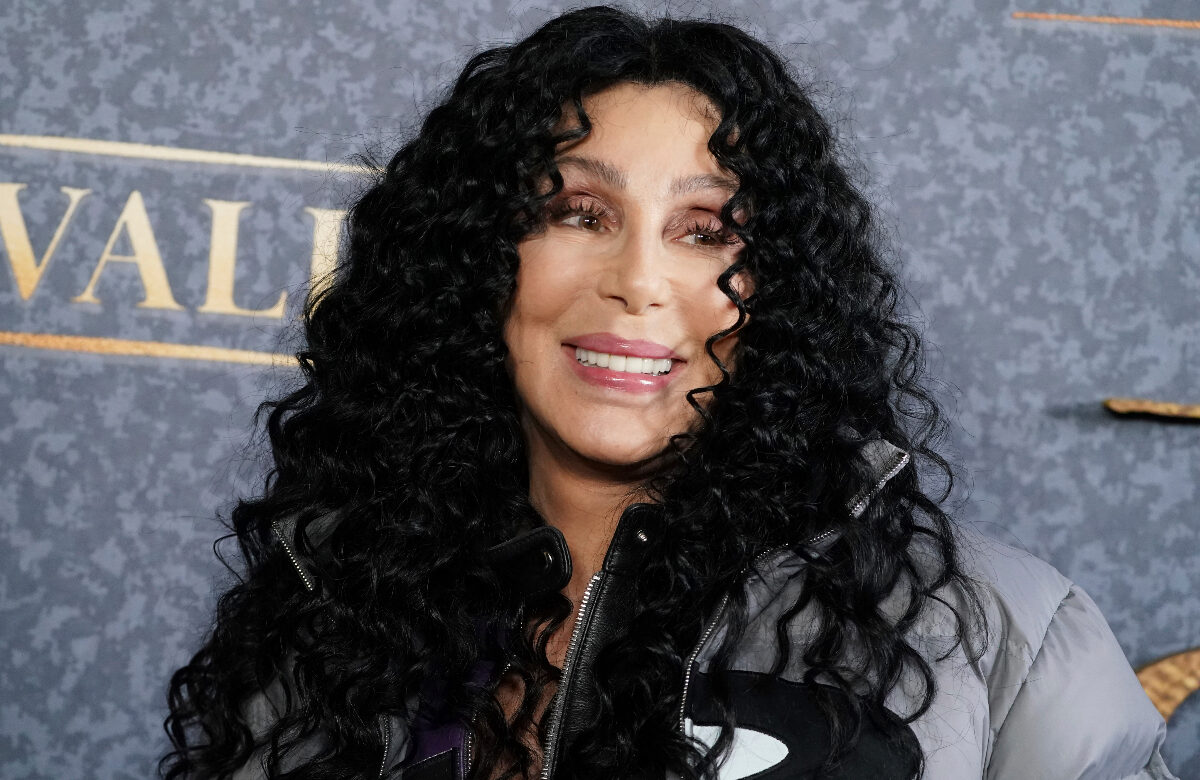 Cher poses for photo in 2023