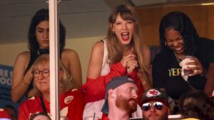 Taylor Swift cheers during Chiefs game