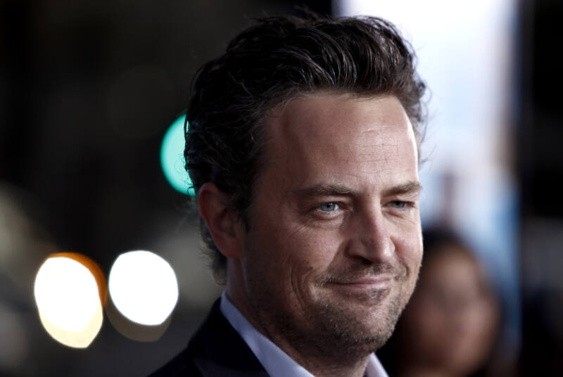 Matthew Perry at the 'The Invention of Lying' premiere in 2009