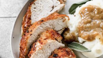 turkey slices with mashed potatoes