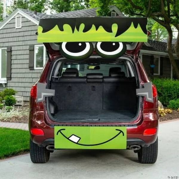 Green monster trunk or treat decoration