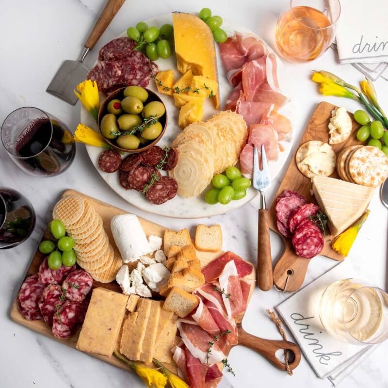  igourmet Grand Assortment of Meat and Cheese Favorites