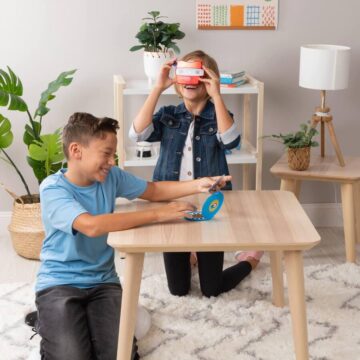 Kids playing with View Master