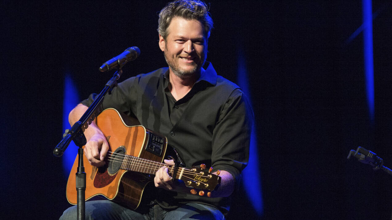 Blake Shelton will perform at Ole Red Las Vegas grand opening events