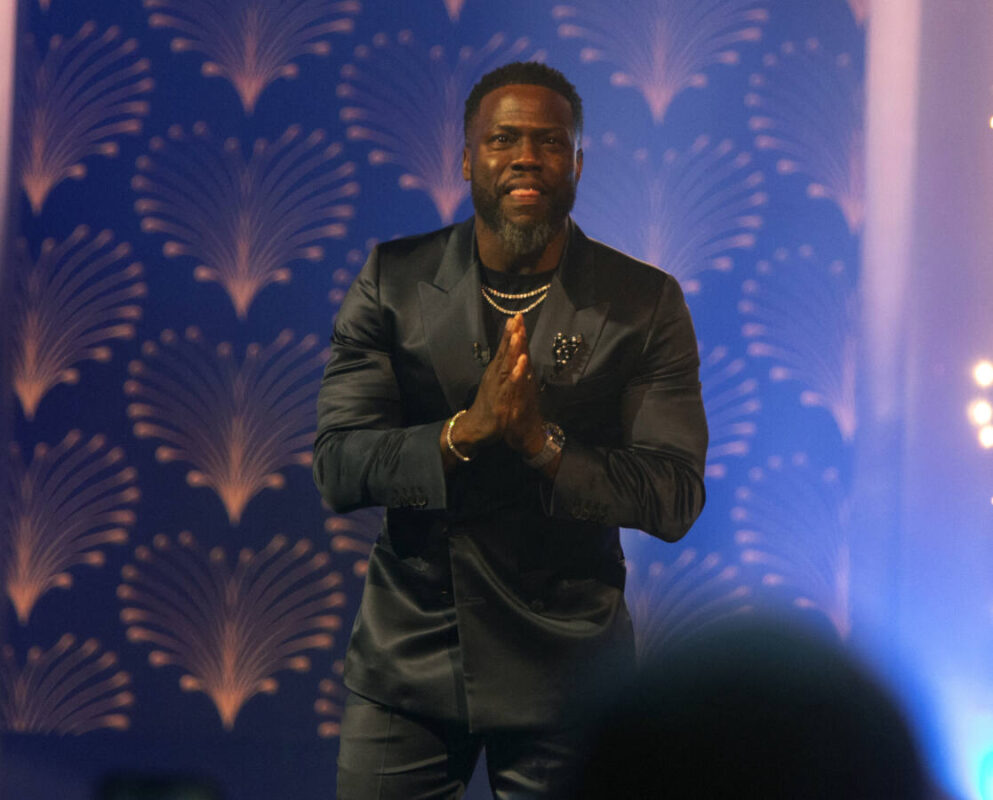 Kevin Hart accepts Annual Mark Twain Prize for American Humor