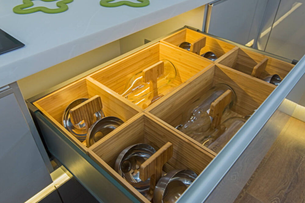 kitchen drawer with dividers